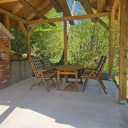 Koliba Japa * Delnice