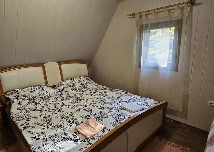 Vikendica Koliba Japa *